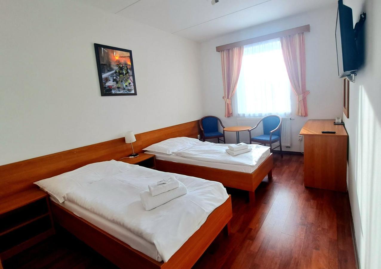 Hasicsky Hotel Pribyslav Exterior photo